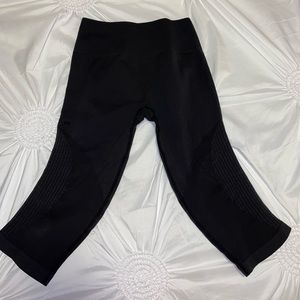 Lululemon Seamless Crop Leggings